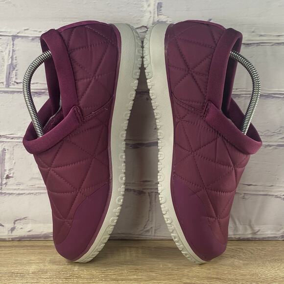 LL Bean Ultralight Purple Waterproof Slip On Shoes - Picture 5 of 8